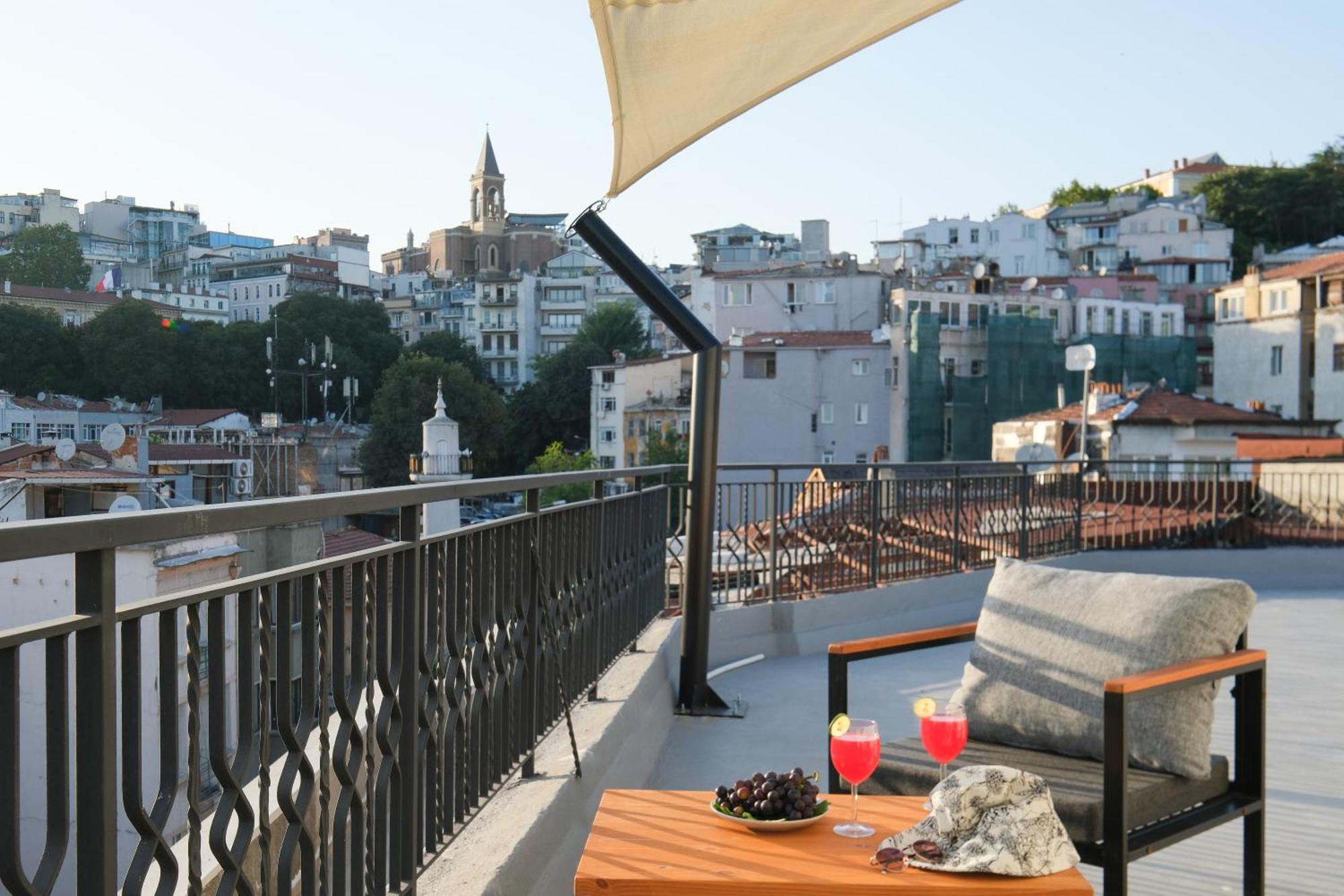 Urban Quarters - Bogazkesen Aparthotel Istanbul Luaran gambar